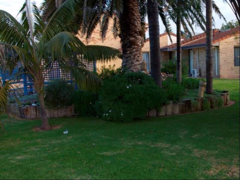 Esperance Beachfront Resort Exterior photo